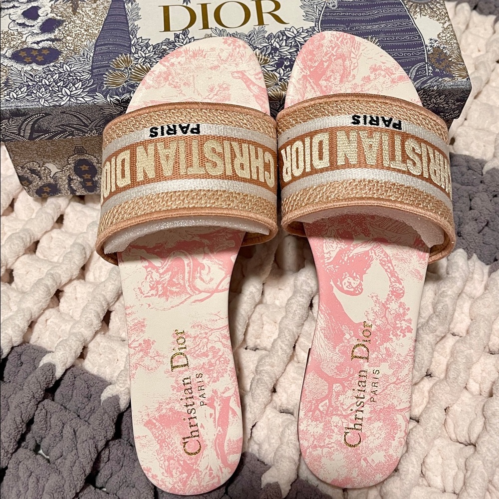 Dior Dway Slides Pink Size 38 (7-7.5) NEW